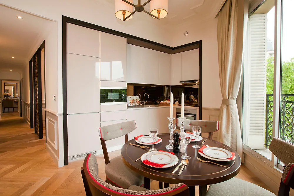 Hotel La Clef Tour Eiffel By The Crest Collection Paris
