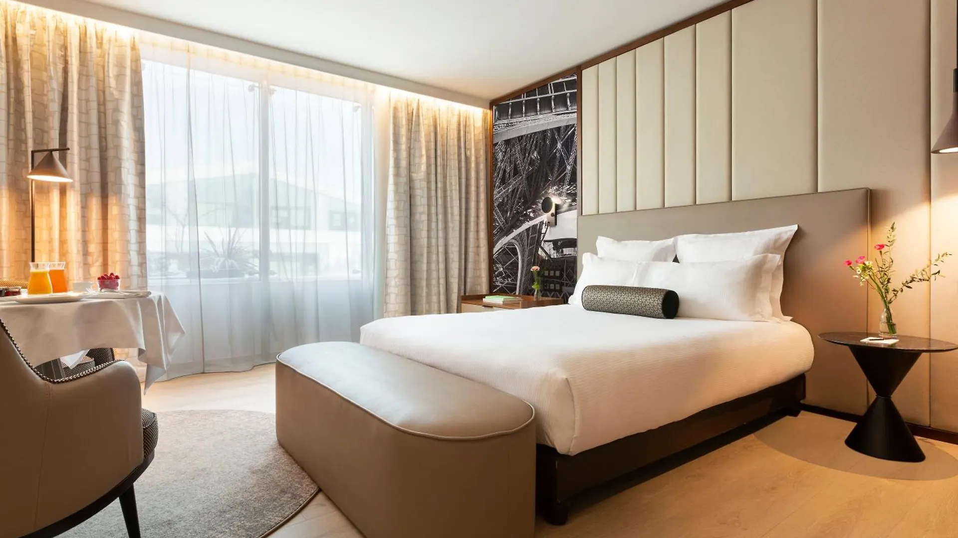 Hotel La Clef Tour Eiffel By The Crest Collection Paris