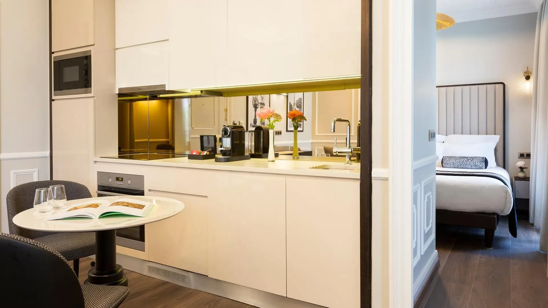 La Clef Tour Eiffel By The Crest Collection 5*