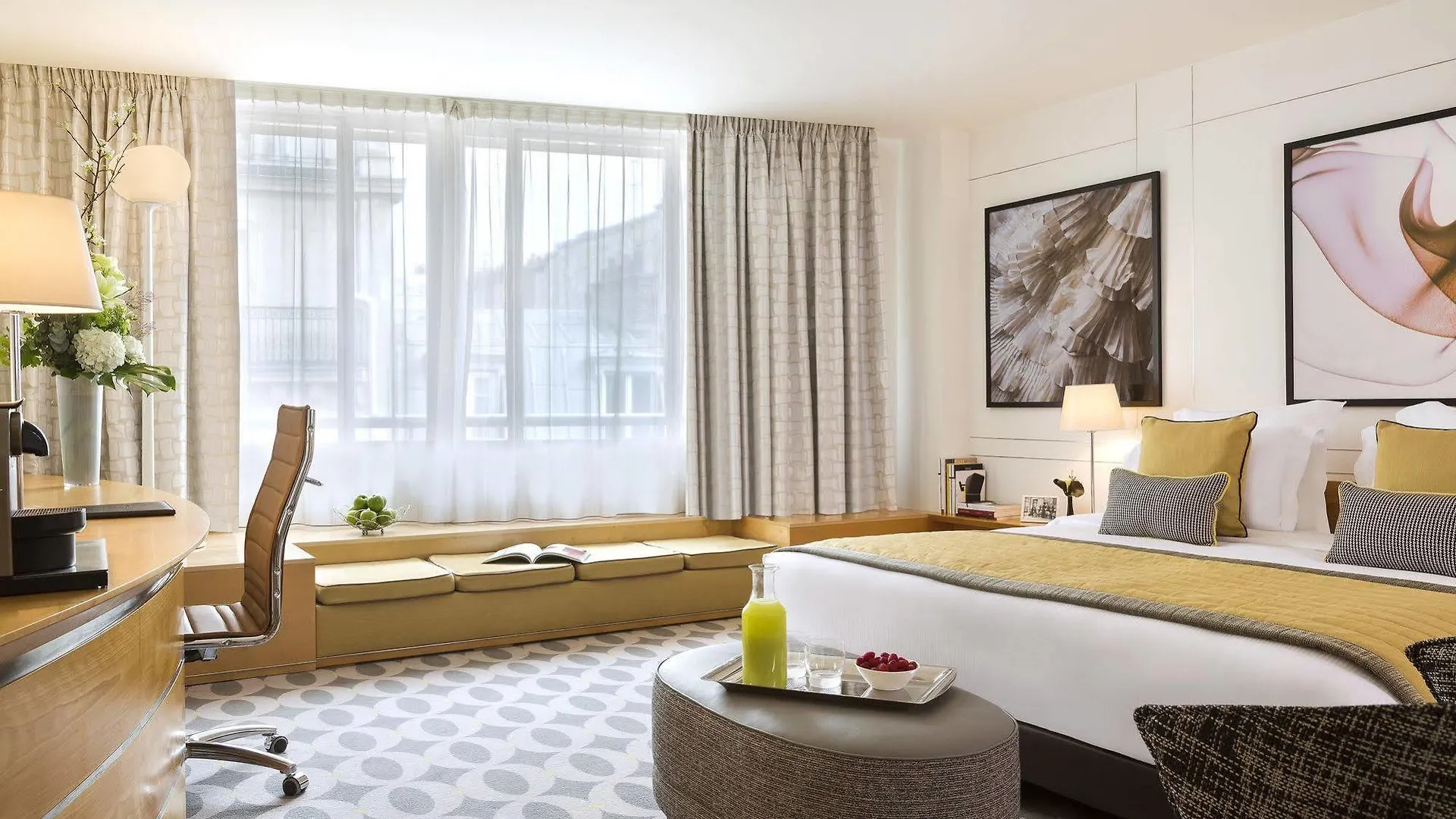 La Clef Tour Eiffel By The Crest Collection Hotel 5*