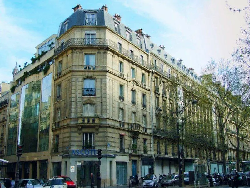 La Clef Tour Eiffel By The Crest Collection
